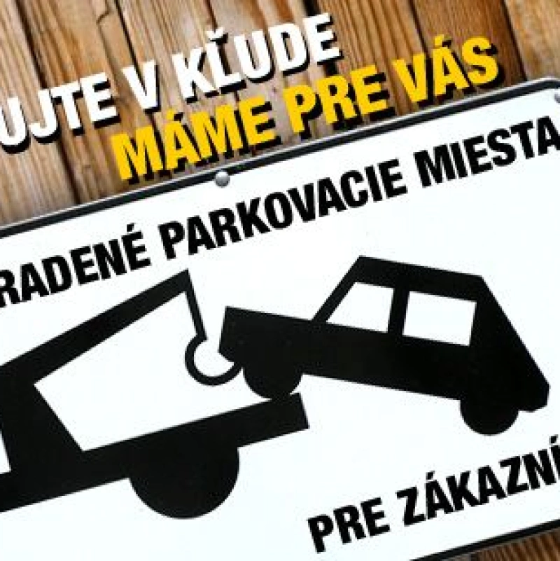 Vyhradené parkovanie pre zákazníkov.