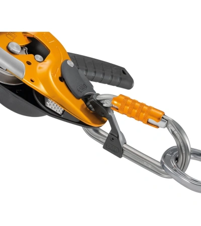 Petzl AMD TRIACT LOCK